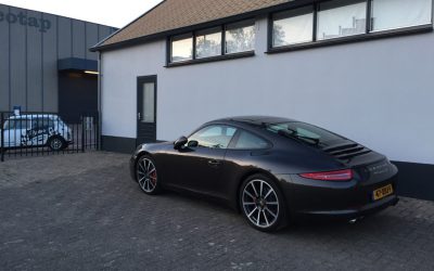 Instapschade Porsche 911